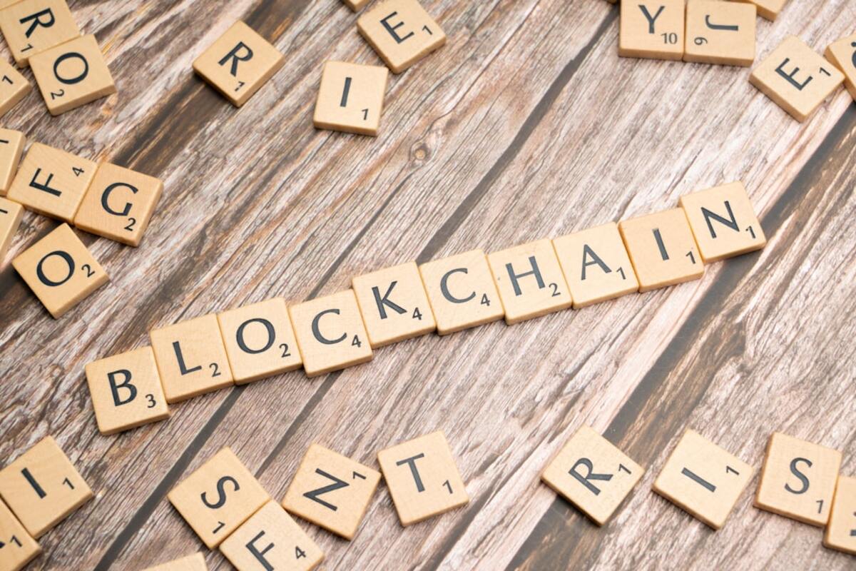 Blockchain and Intellectual Property: Untangling the Complex Web